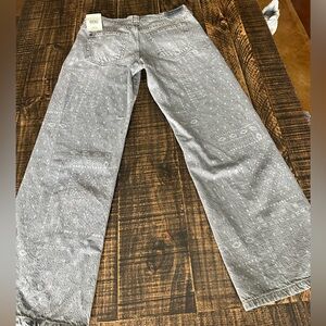 BDG by Urban Outfitters Kayla Lowrise jeans size 30 NWT